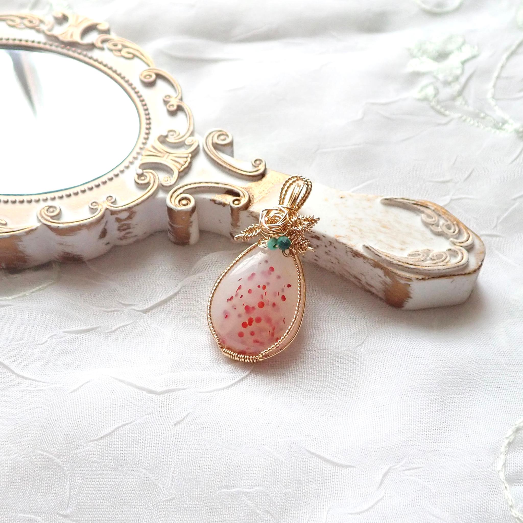 オレンジドットアゲートのペンダントトップ