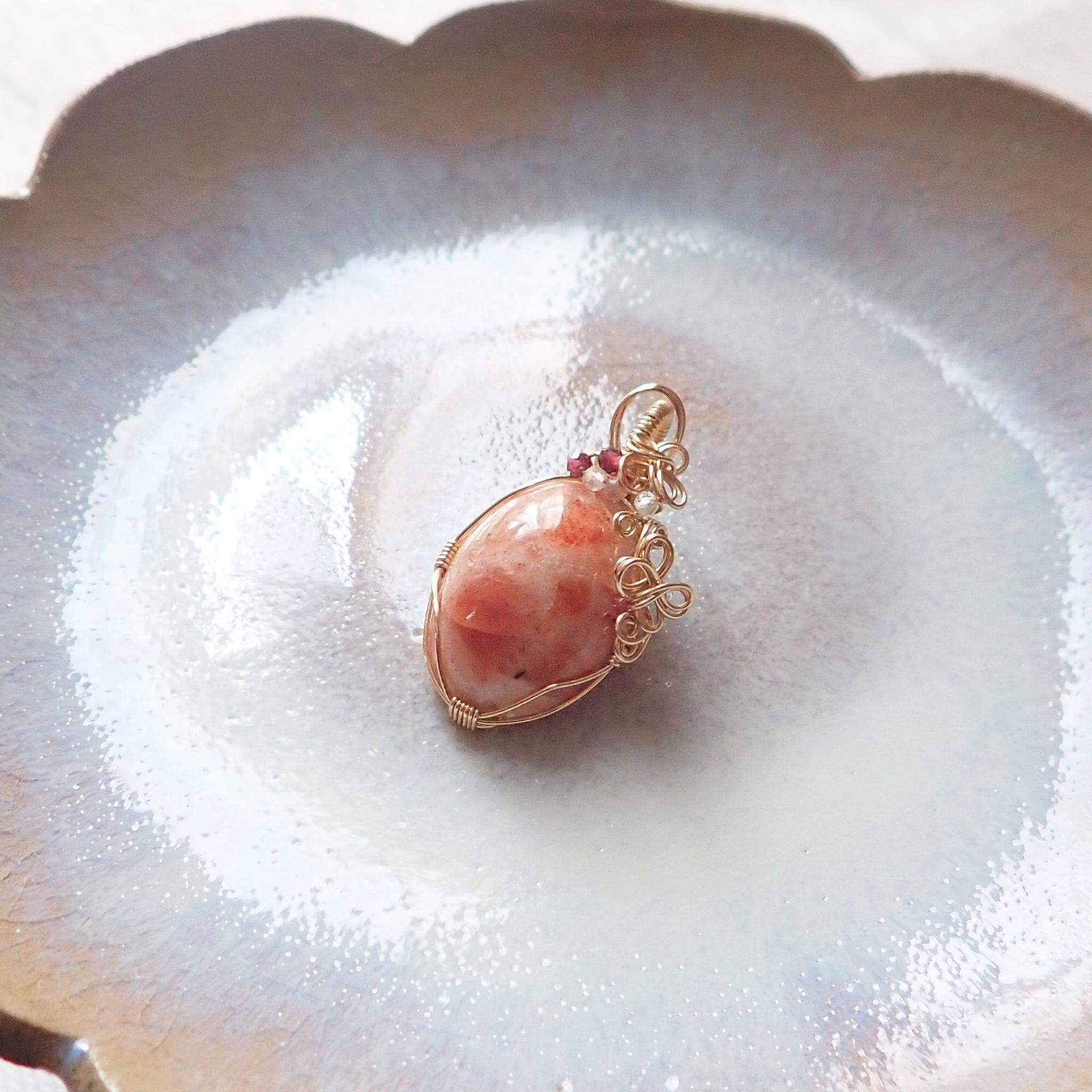 サンストーンのペンダントトップ