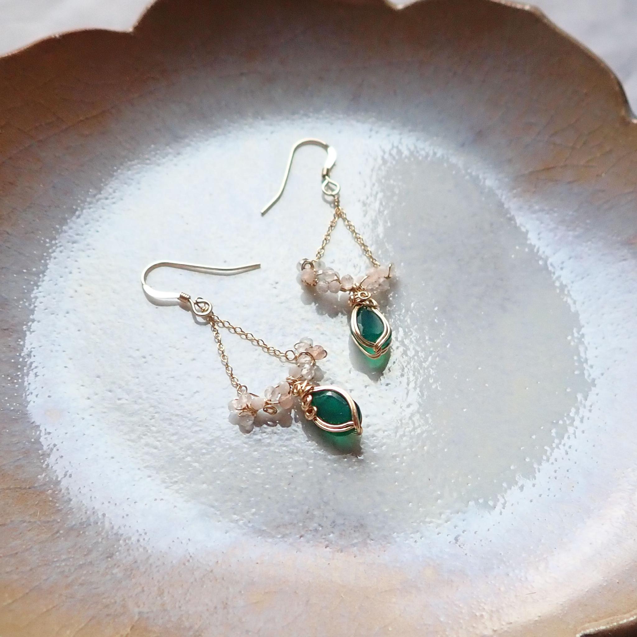 グリーンオニキスのピアス