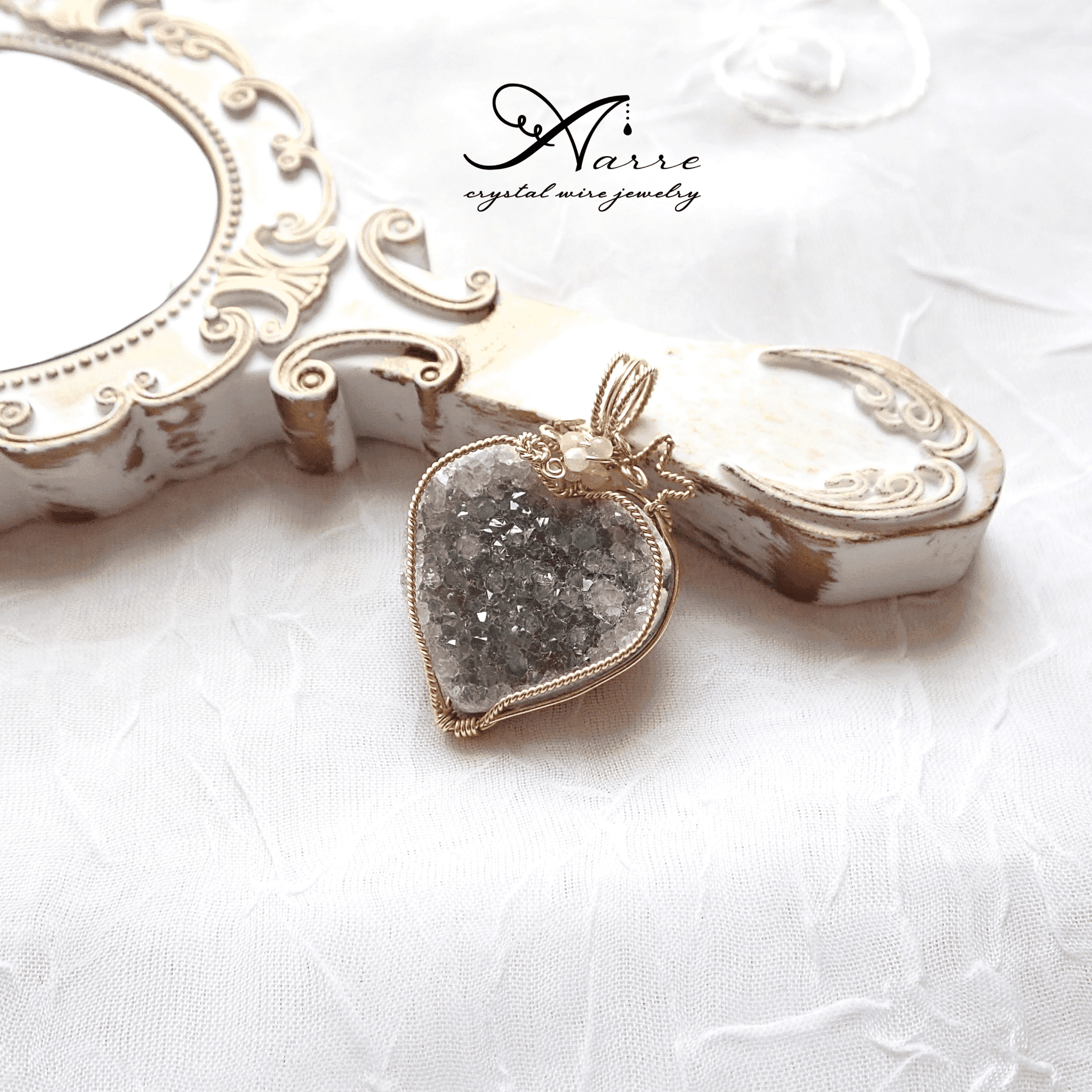 アメジストのハートのペンダントトップ